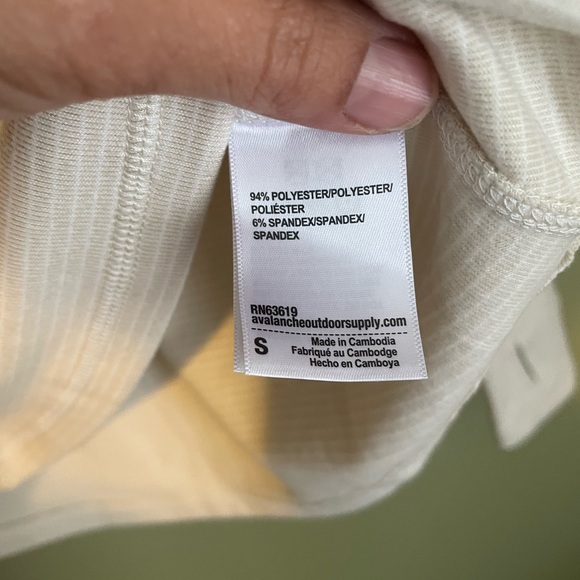 Avalanche Women's quarter zip long sleeve Shirt - Picture 7 of 7